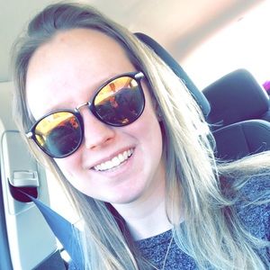 Meet your Posher, Allison